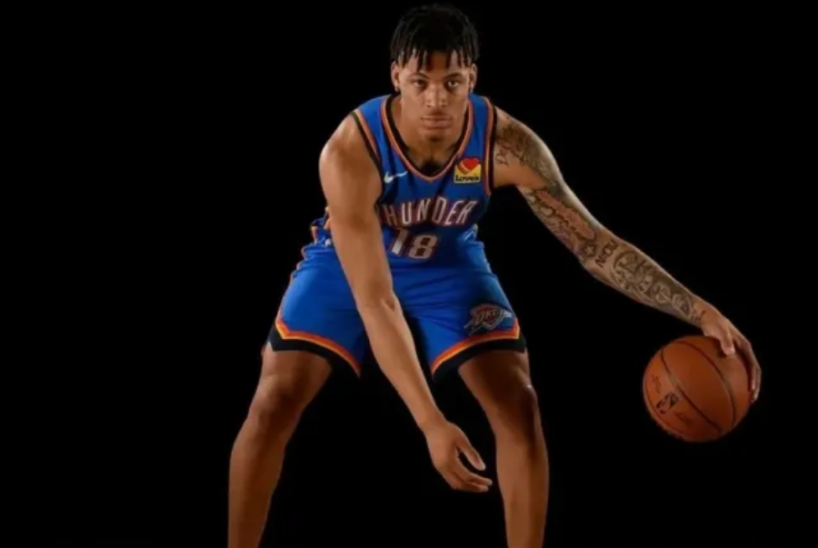 u8娱乐-山东官宣新小外！约翰逊攻坚强悍能内能外，防守全面，值得期待！